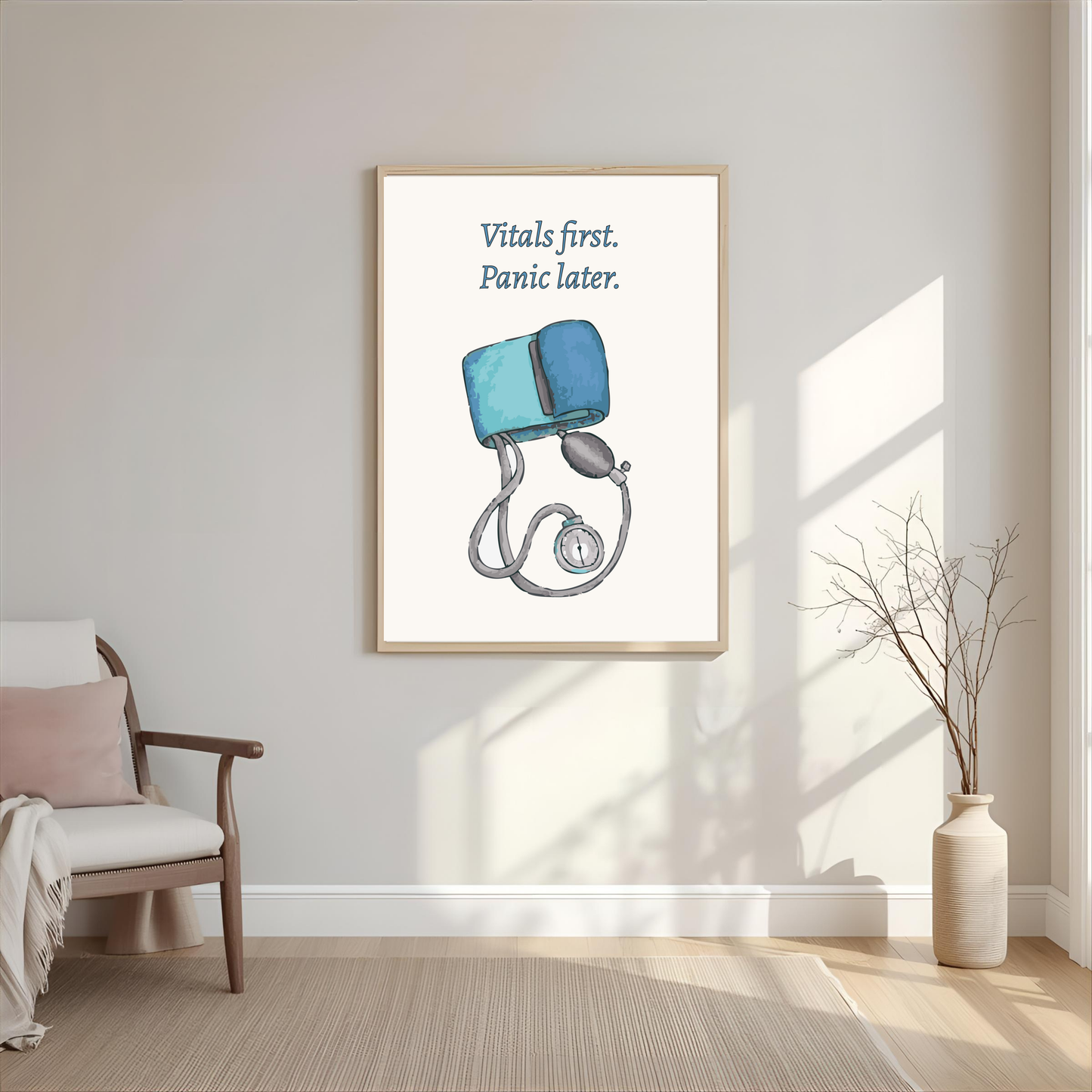Arte de pared "Vitals first. Panic later"
